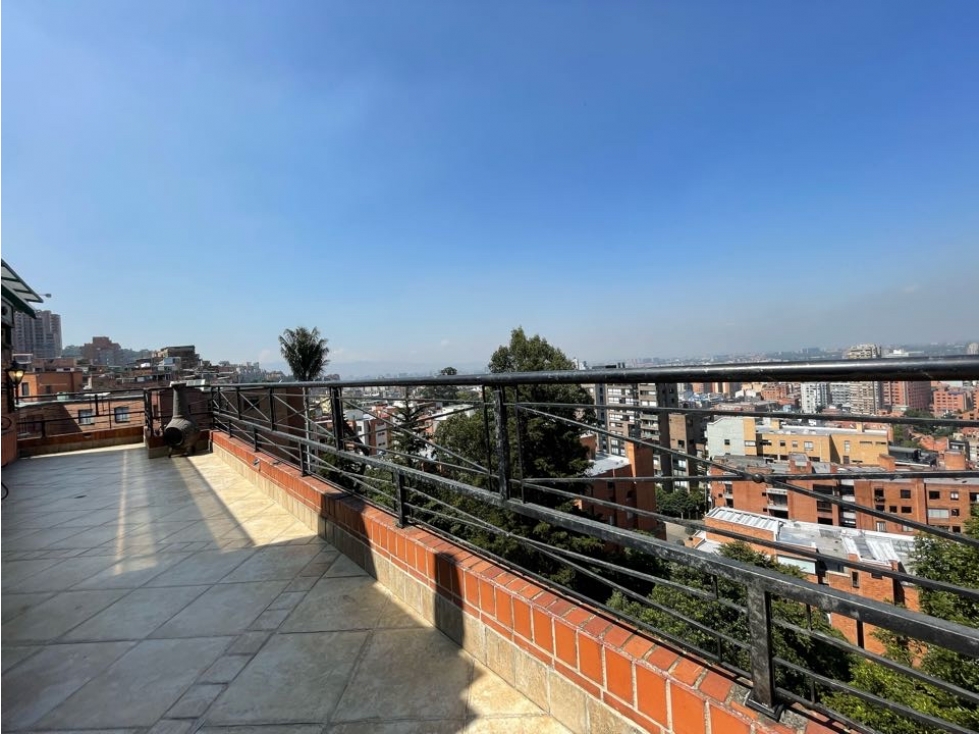 APARTAMENTO PH VENTA ROSALES TERRAZA, BOGOTA