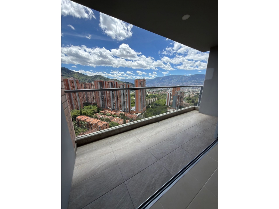 Apartamento piso 22 con vista panorámica en Suramérica, La Estrella — foto 2
