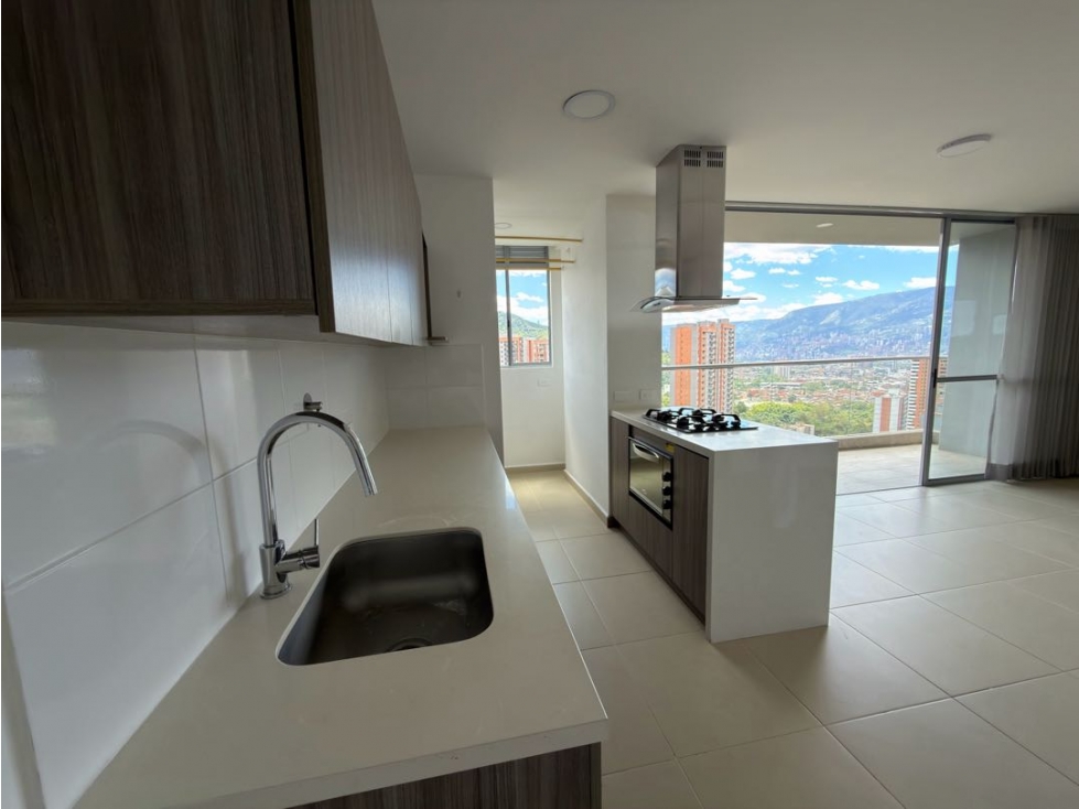Apartamento piso 22 con vista panorámica en Suramérica, La Estrella — foto 6