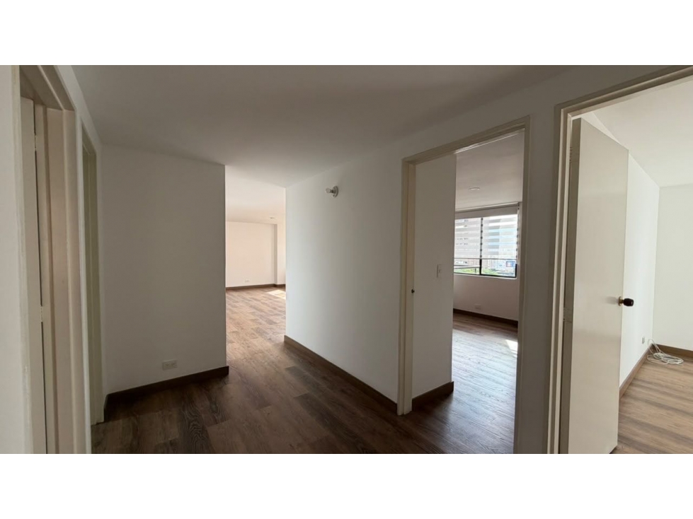 Apartamento Poblado Alejandría, 3 habitaciones, cuarto de servicio — foto 6