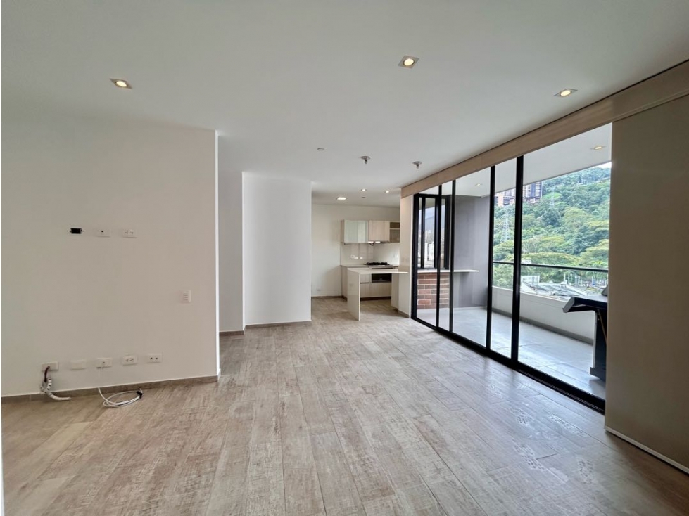 Apartamento Poblado Castropol 2 habitaciones con baño