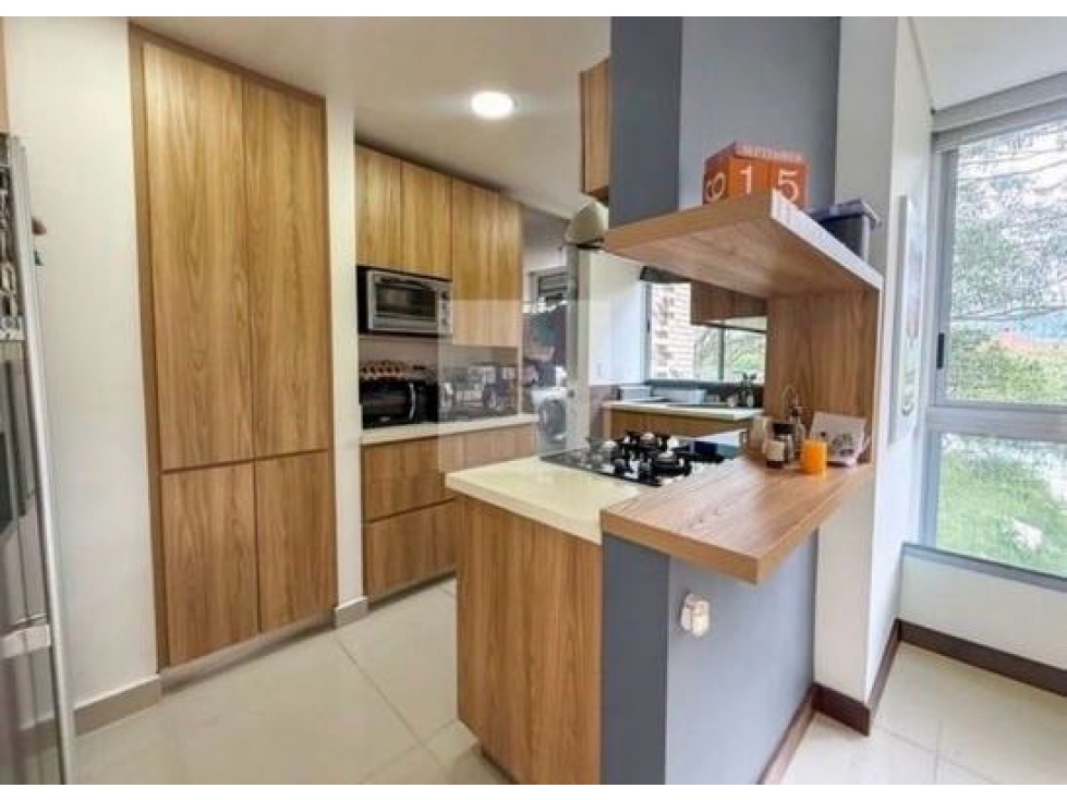Apartamento Poblado El Tesoro, 3 alcobas, c.servicio, 151 m2 — foto 3