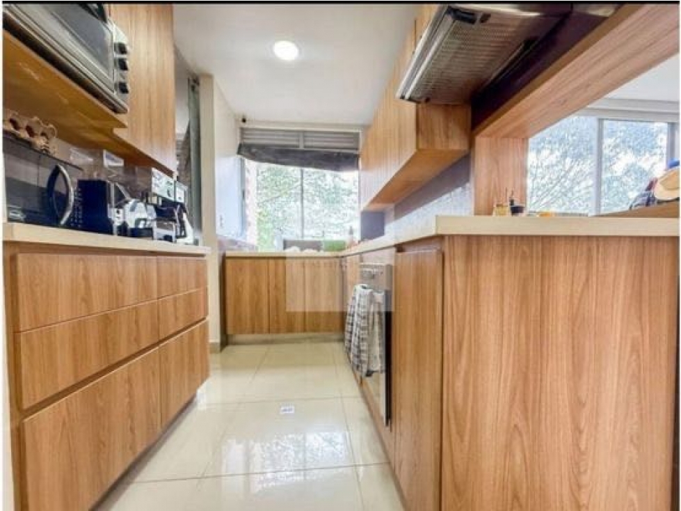 Apartamento Poblado El Tesoro, 3 alcobas, c.servicio, 151 m2 — foto 4