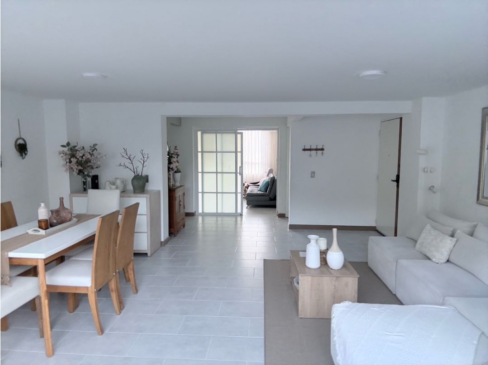 APARTAMENTO POBLADO/EL CAMPESTRE/ 135mt2/ 3 ALCOBAS +SERVICIO — foto 3