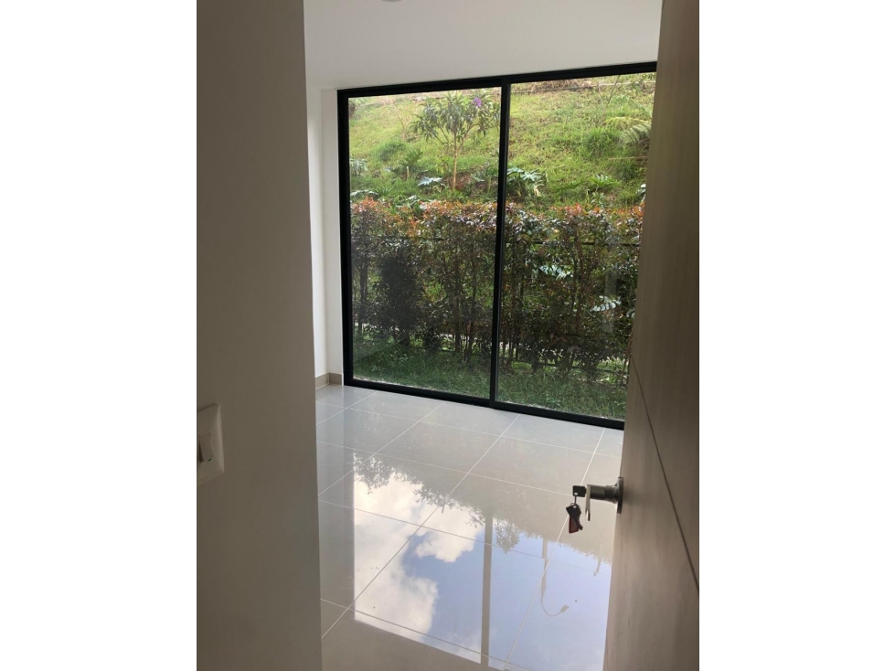 Apartamento primer piso en unidad cerrada en San Antonio Rionegro — foto 5