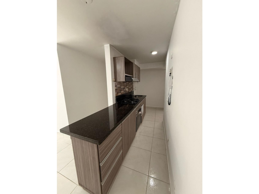 APARTAMENTO PRIMER PISO, TRES HABITACIONES, DOS BAÑOS EN ARMENIA NORTE — foto 3
