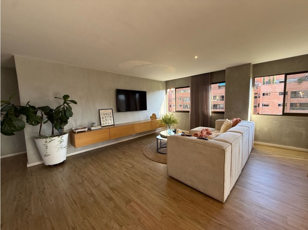 APARTAMENTO REDORMADO UBICADO CERCA DE LA AVENIDA DEL POBLADO — foto 5