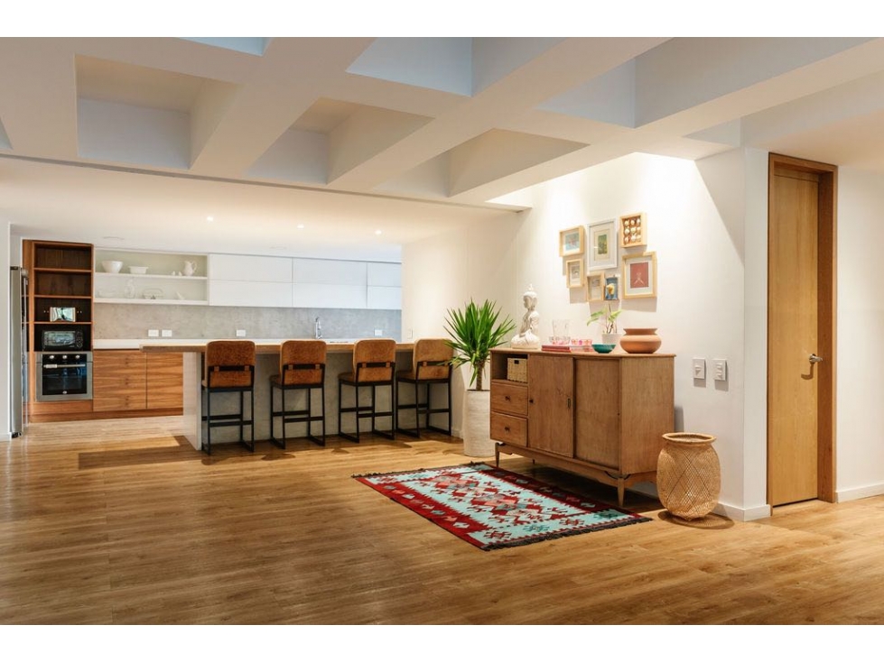 APARTAMENTO REFORMADO PARA VENTA SECTOR T SUPERIOR ( Casa de Higuita)