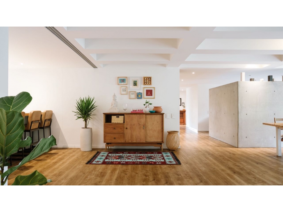 APARTAMENTO REFORMADO PARA VENTA SECTOR T SUPERIOR ( Casa de Higuita) — foto 2