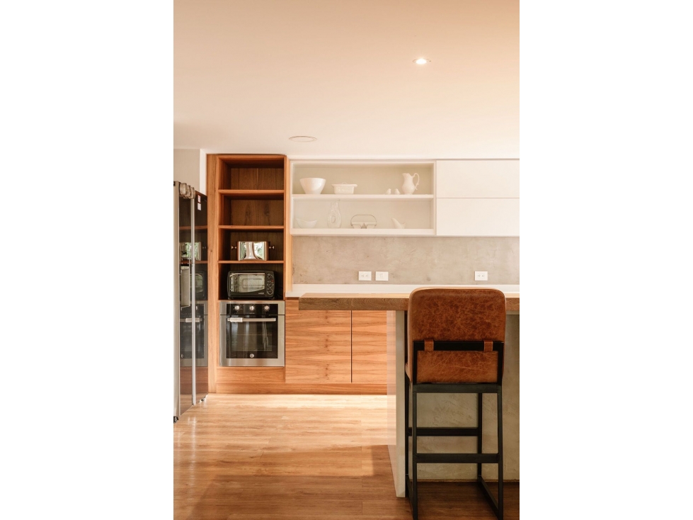 APARTAMENTO REFORMADO PARA VENTA SECTOR T SUPERIOR ( Casa de Higuita) — foto 5