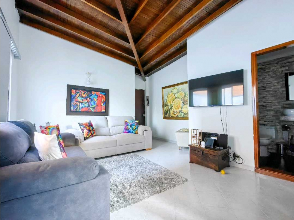 Apartamento remodelado en Conquistadores piso 4 por escalas — foto 2