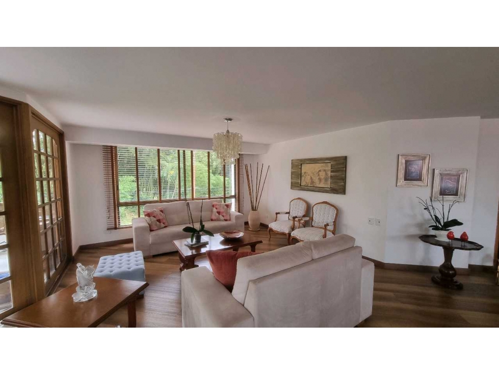 Apartamento remodelado amplio segundo piso en La Castellana — foto 6