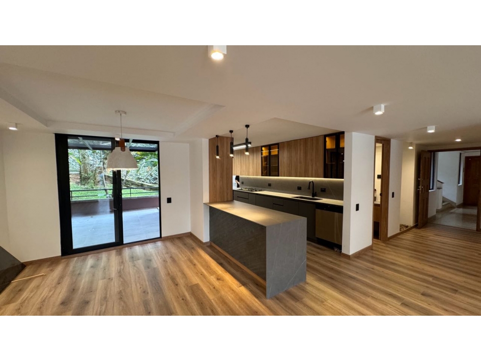 Apartamento Remodelado con Acabados de Lujo Cerca del Country Club — foto 6