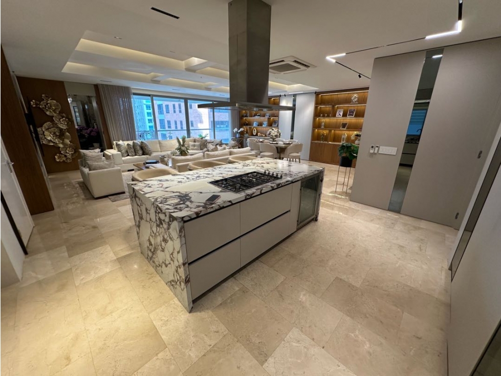 APARTAMENTO REMODELADO DE LUJO EN ALTOS DE RIOMAR — foto 2