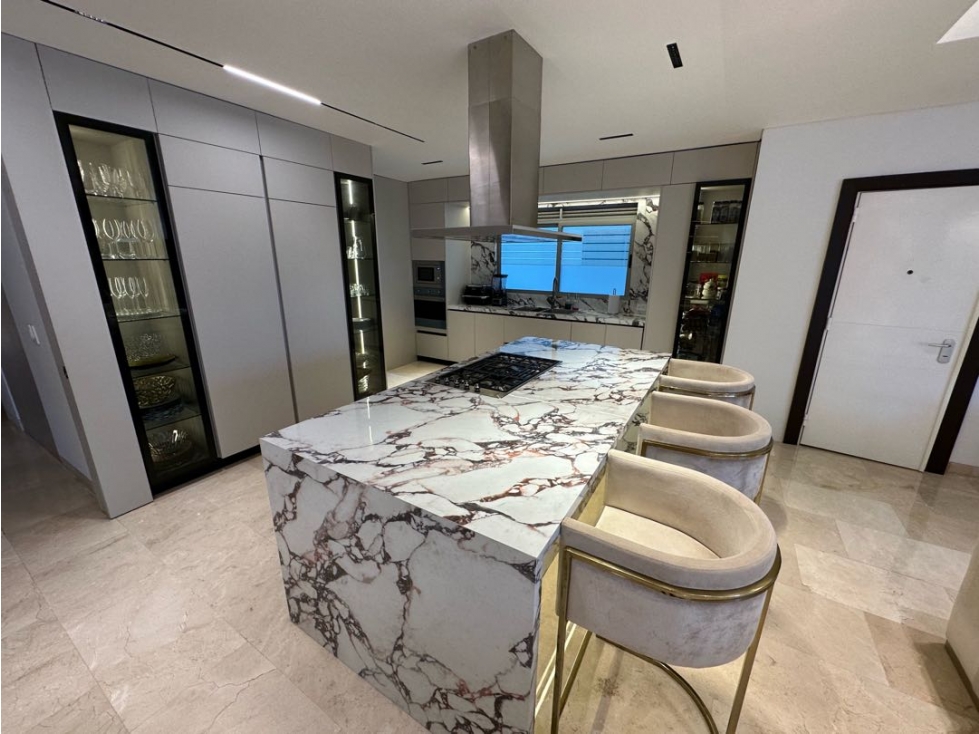 APARTAMENTO REMODELADO DE LUJO EN ALTOS DE RIOMAR — foto 6