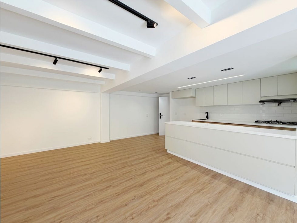 APARTAMENTO REMODELADO EL POBLADO LA VISITACIÓN — foto 3