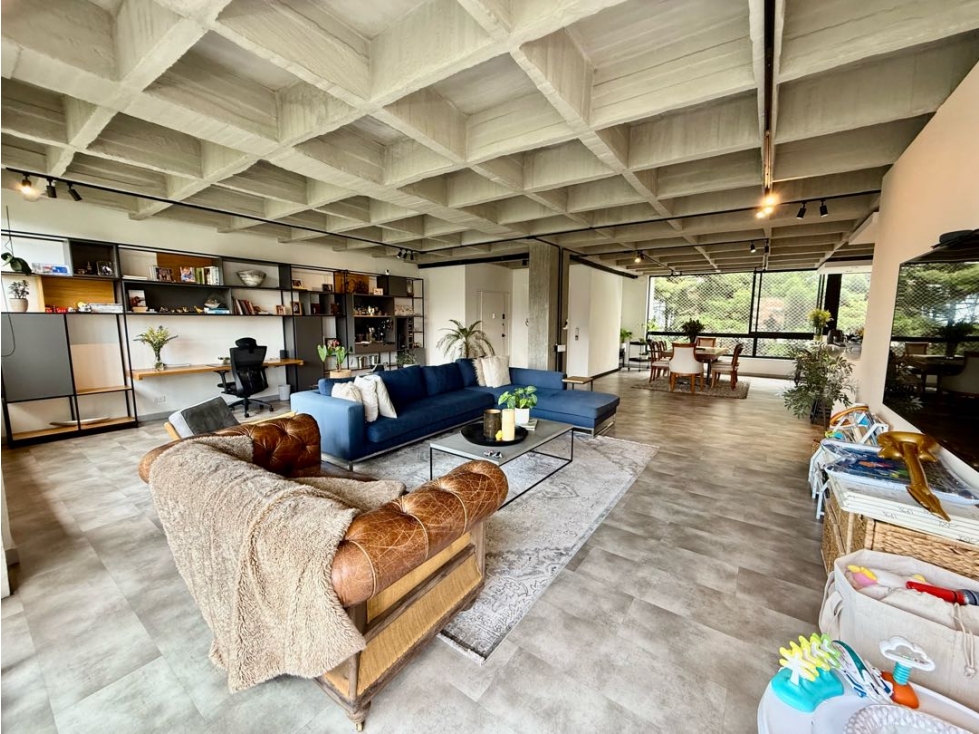 APARTAMENTO REMODELADO EN EL POBLADO. EL CAMPESTRE — foto 3