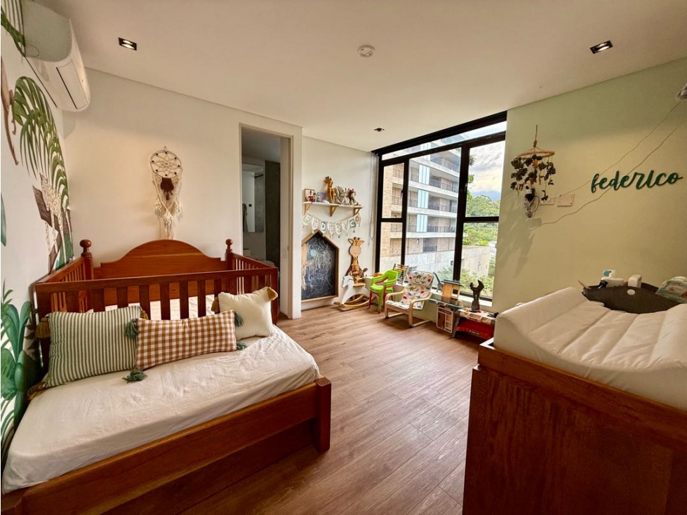 APARTAMENTO REMODELADO EN EL POBLADO. EL CAMPESTRE — foto 5