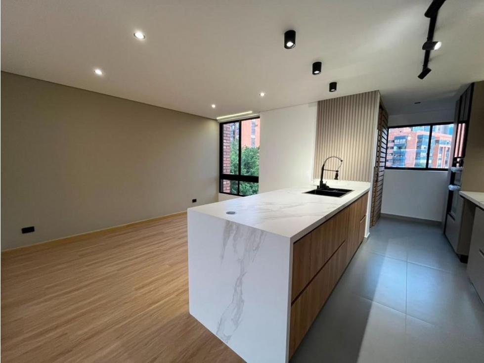 Apartamento remodelado en El Poblado | 154 m² | $1.480 millones — foto 4