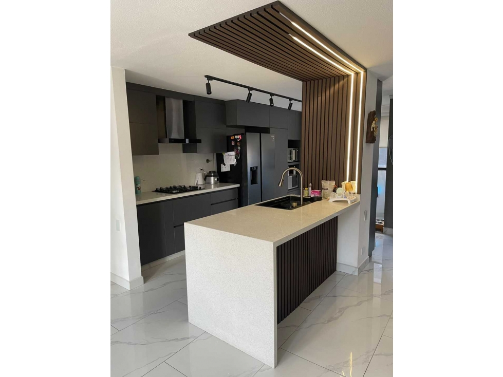 Apartamento remodelado en Laureles 116 m² 3 habitaciones — foto 2