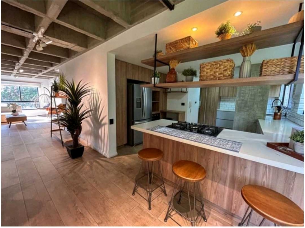 APARTAMENTO REMODELADO EN POBLADO EL CAMPESTRE — foto 3