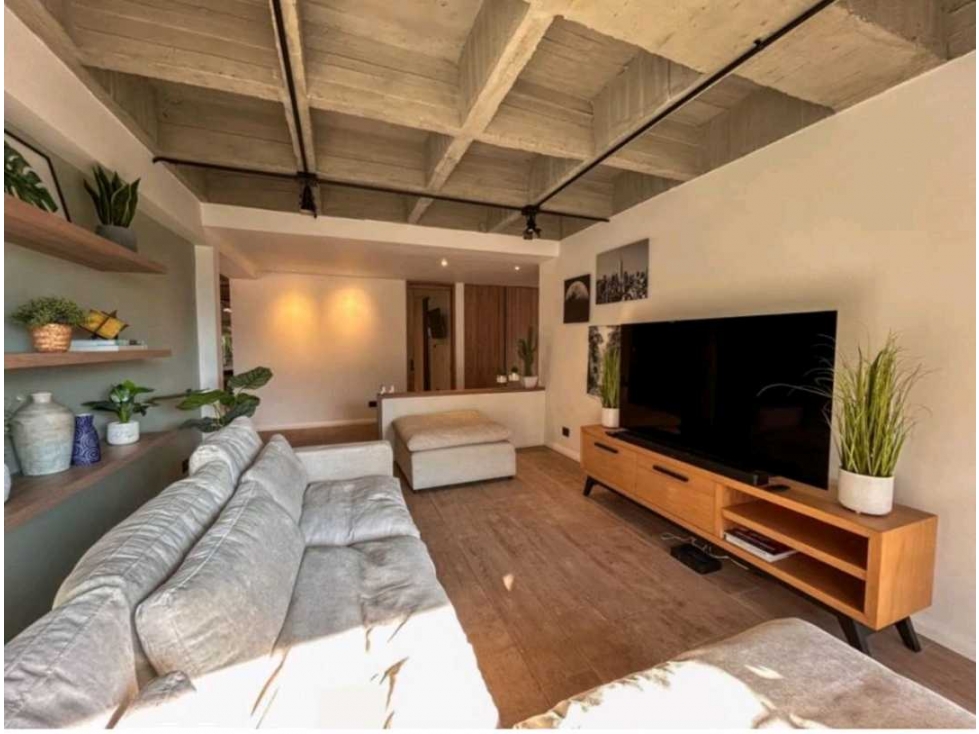 APARTAMENTO REMODELADO EN POBLADO EL CAMPESTRE — foto 6