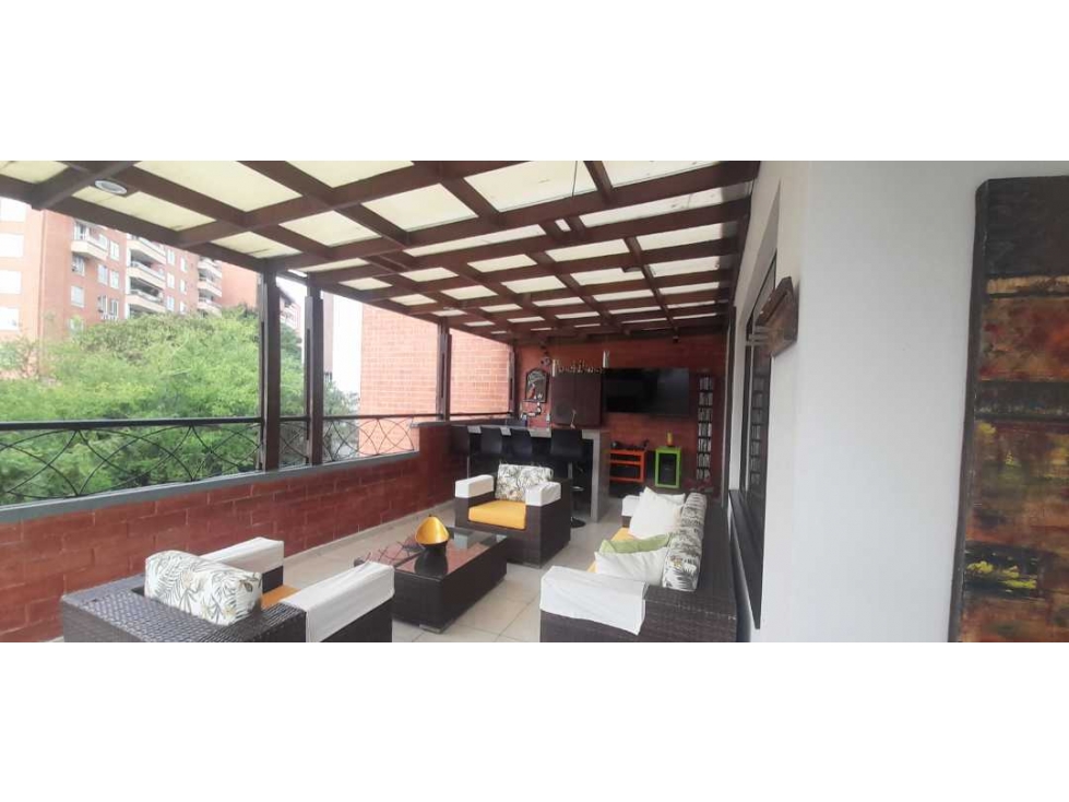 Apartamento Remodelado en santateresita