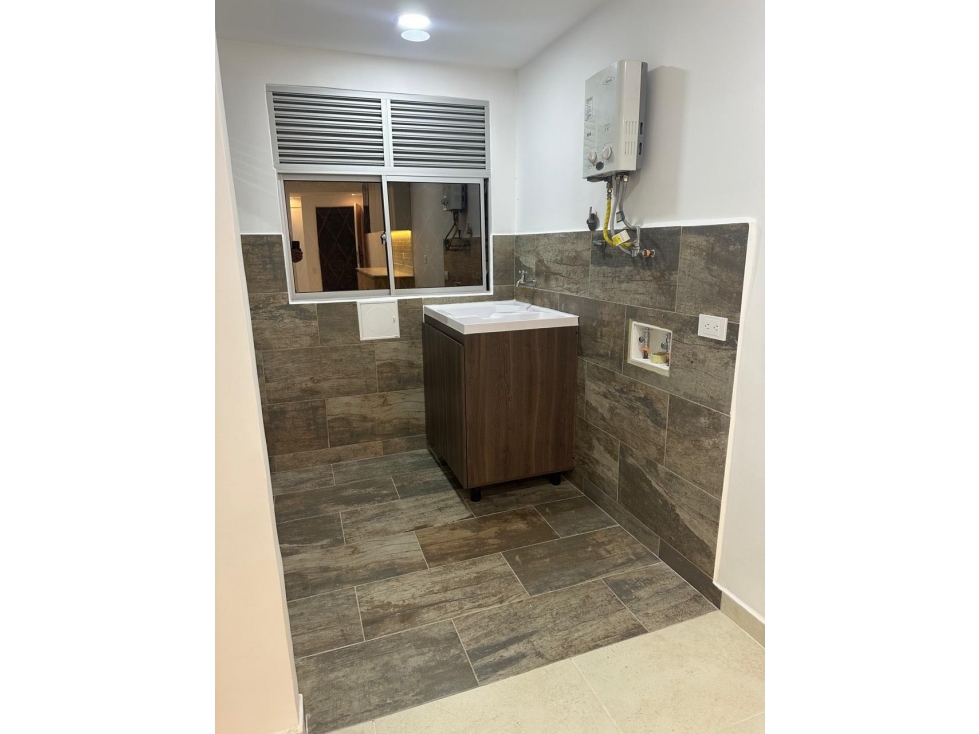 Apartamento remodelado en venta Zuñiga Envigado — foto 3
