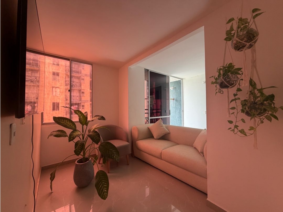 Apartamento remodelado en venta poblado reservas de curinca — foto 3