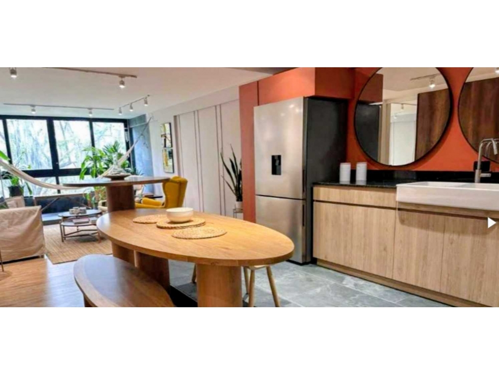 APARTAMENTO REMODELADO EN VENTA EN EL POBLADO, LAS PALMAS MEDELLIN — foto 2