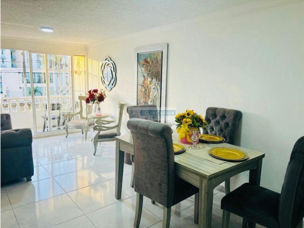 Apartamento Remodelado en venta Miramar