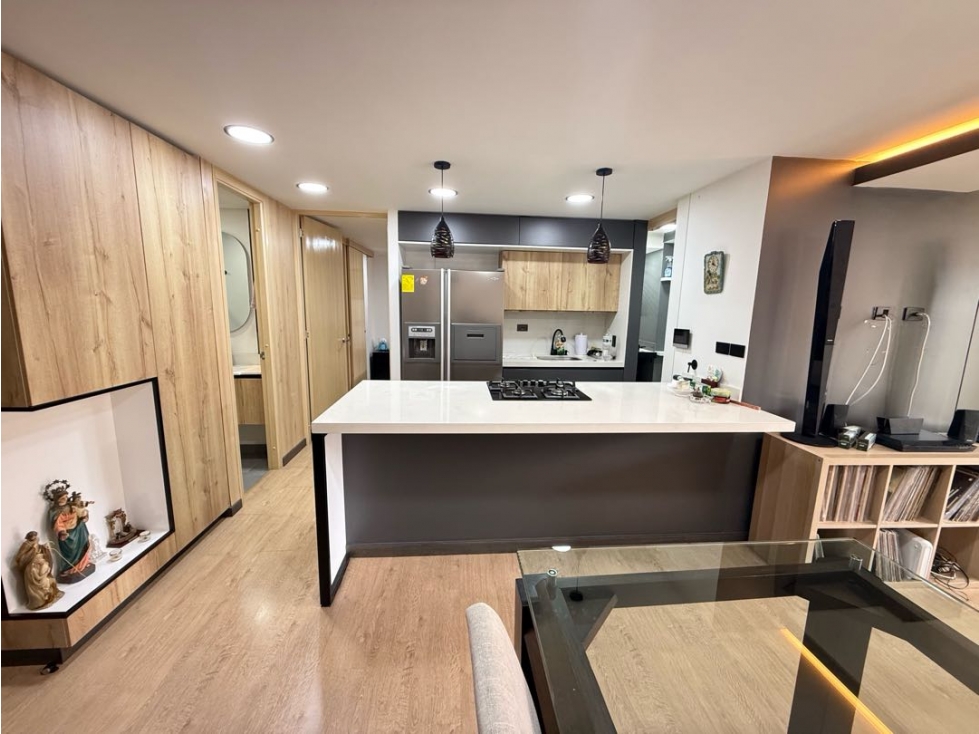 Apartamento remodelado en venta en Laureles — foto 2