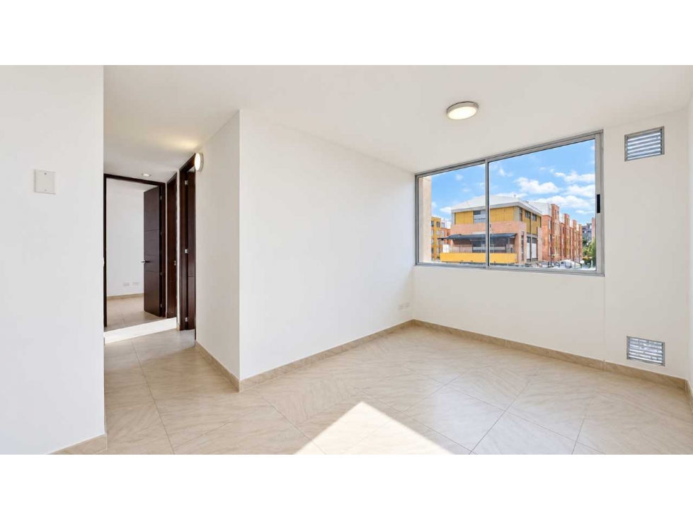 Apartamento remodelado en venta en Arboleda del Pinar II Suba