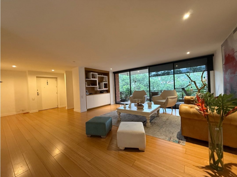 APARTAMENTO REMODELADO SECTOR LA TOMATERA — foto 4