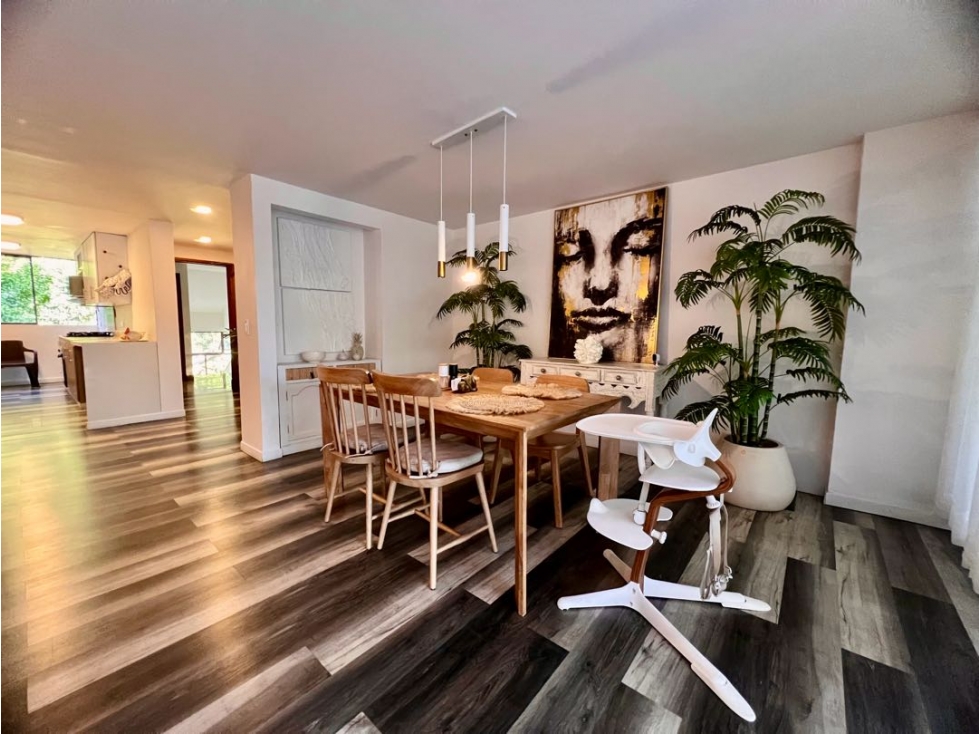 APARTAMENTO REMODELADO Y CON AMPLIA TERRAZA — foto 4