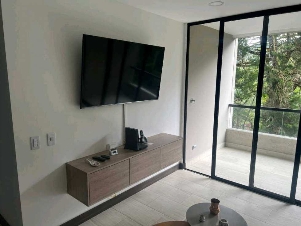 Apartamento rodeado de bosque en.El Retiro - 2