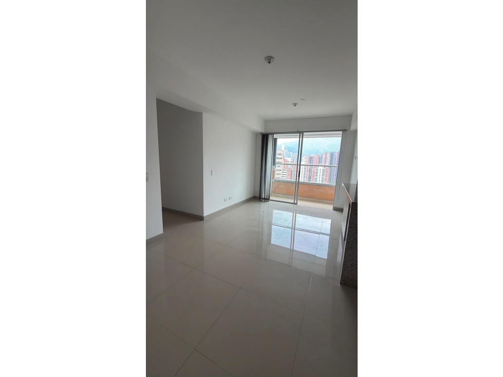 Apartamento en Sabaneta con excelente ubicación y zonas comunes! — foto 3