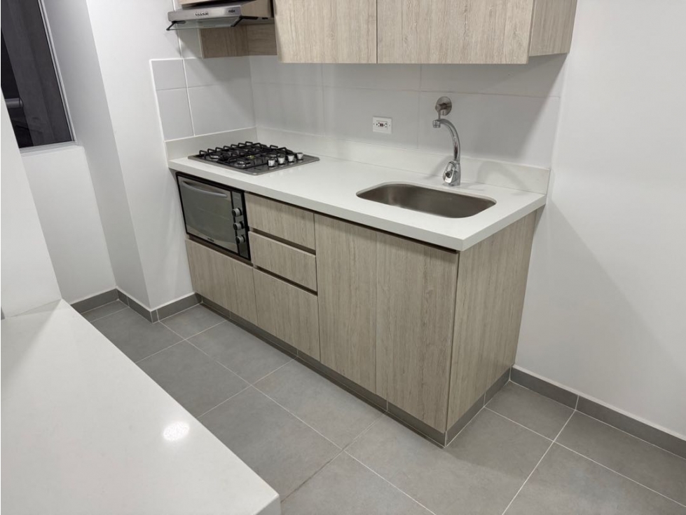 APARTAMENTO SABANETA HERMOSO — foto 2
