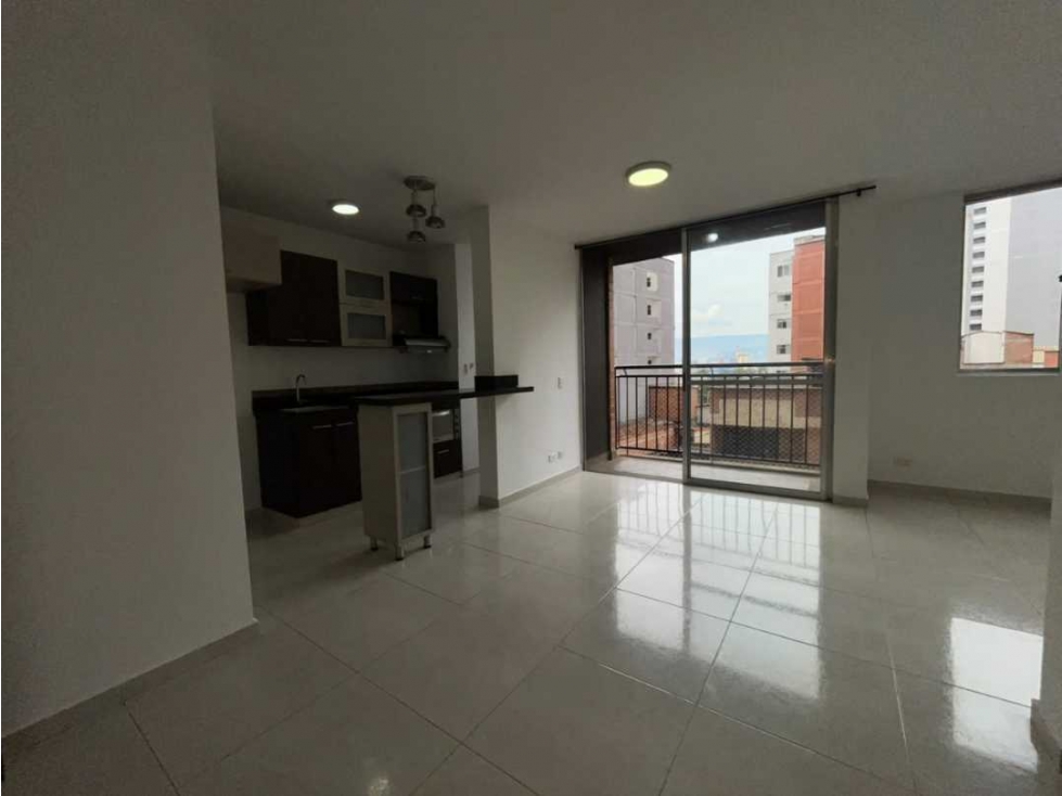Apartamento Sabaneta parte plana 60m2 cerca al Euro — foto 3