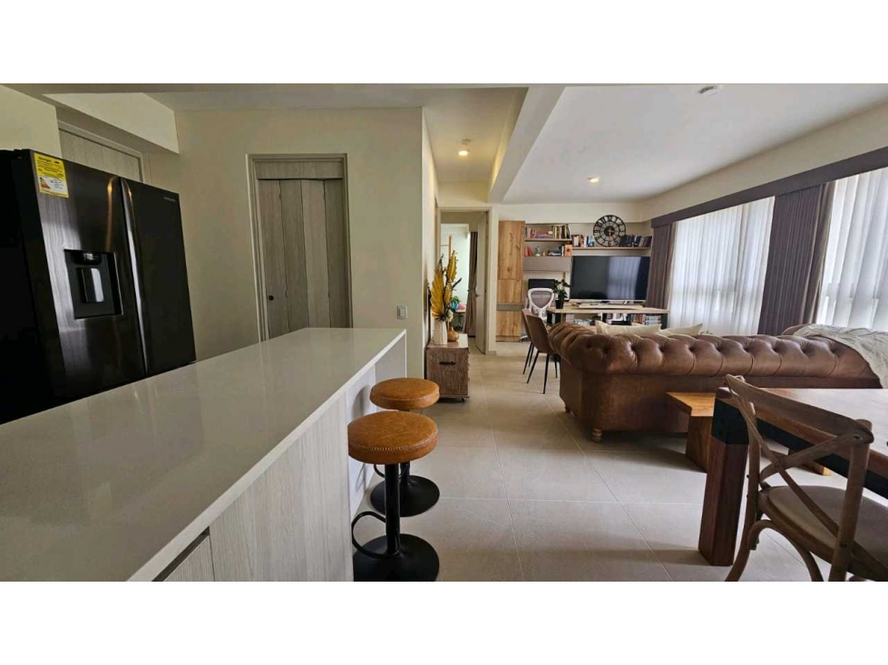 Apartamento Sabaneta sector Pan de Azúcar Área 81.5m2 cerca al Euro — foto 3