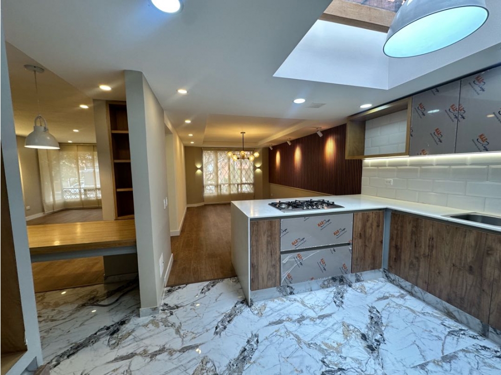 APARTAMENTO SAN PATRICIO VENTA PRIMER PISO EXTERIOR - REMODELADO