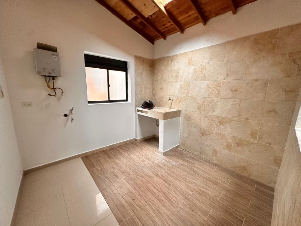 APARTAMENTO | SECTOR LAS ESMERALDAS, MANRIQUE EN VENTA M2108 — foto 5