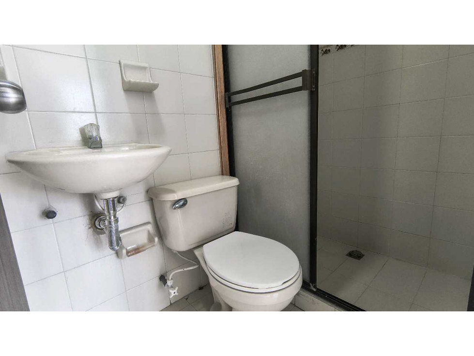 APARTAMENTO SEGUNDO PISO ARRIENDO CALARCA - 6