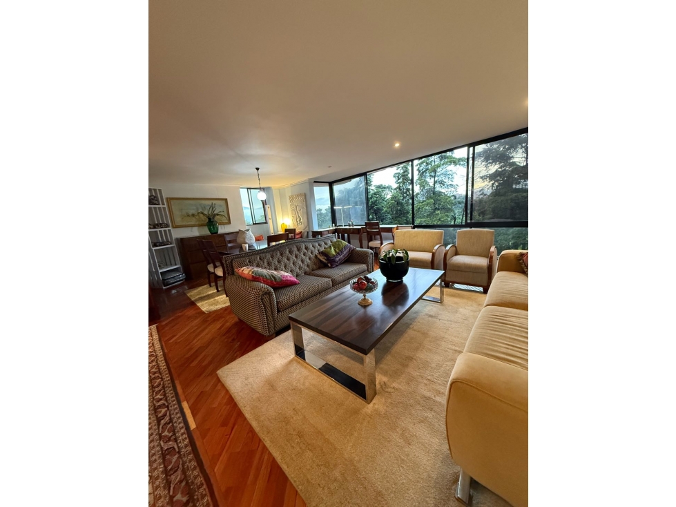 APARTAMENTO SITUADO EN LA LOMA DEL CAMPESTRE