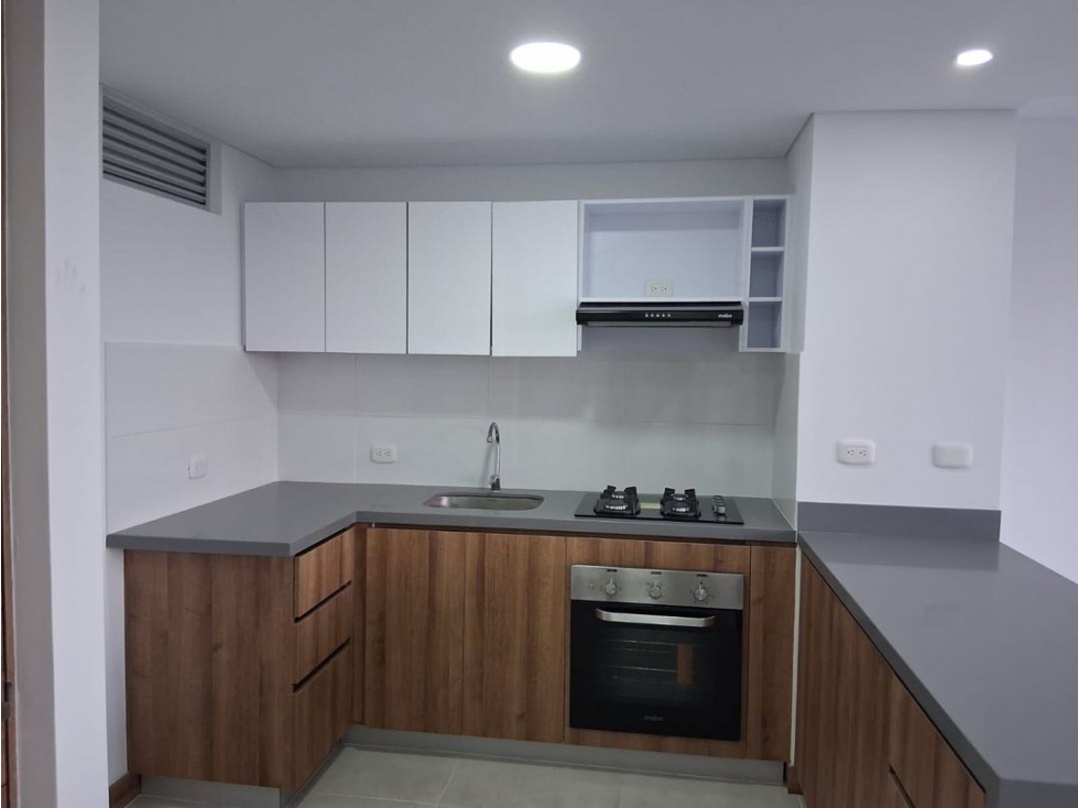 APARTAMENTO SÉPTIMO PISO EN VENTA CONJUNTO OTOBO PALMIRA VALLE