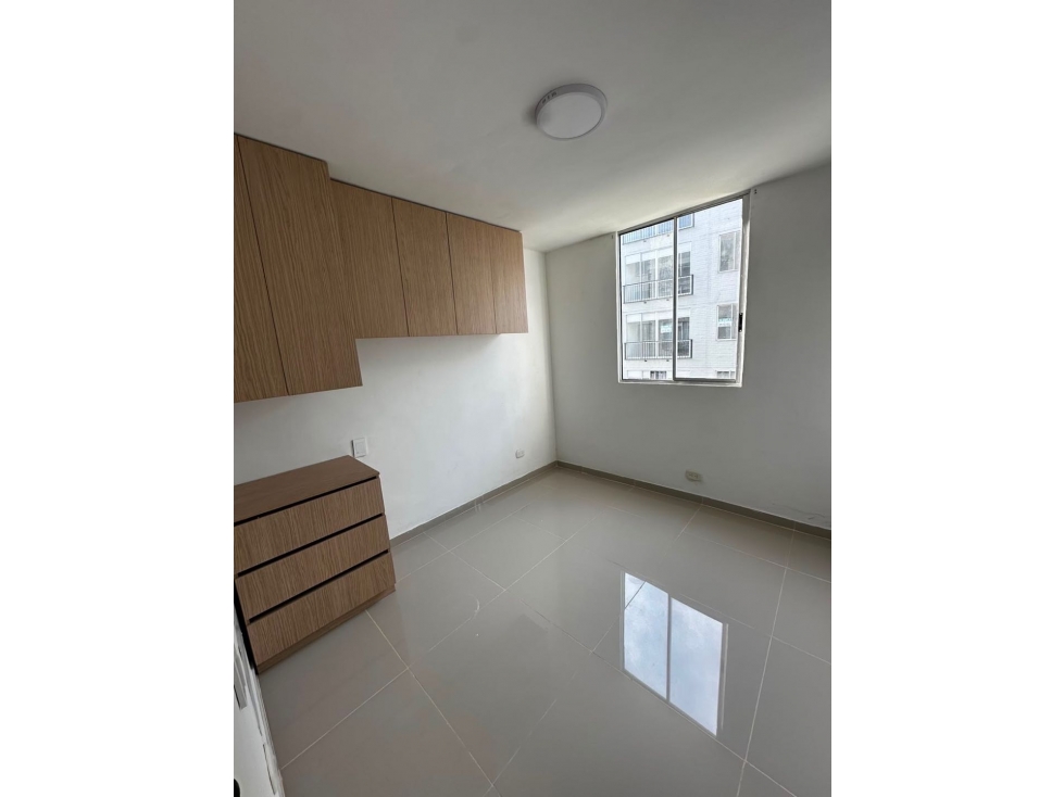 APARTAMENTO TERCER PISO EN ALQUILER CONJUNTO NAPOLI — foto 3