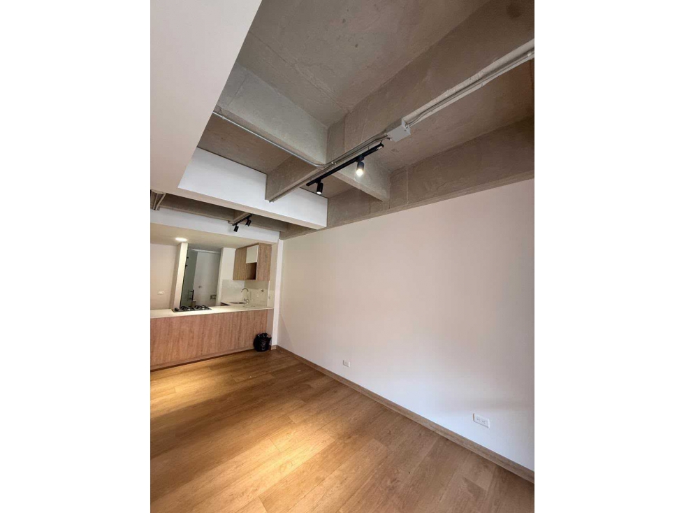 Apartamento tipo industrial en Zúñiga,buena ubicación buen precio — foto 5