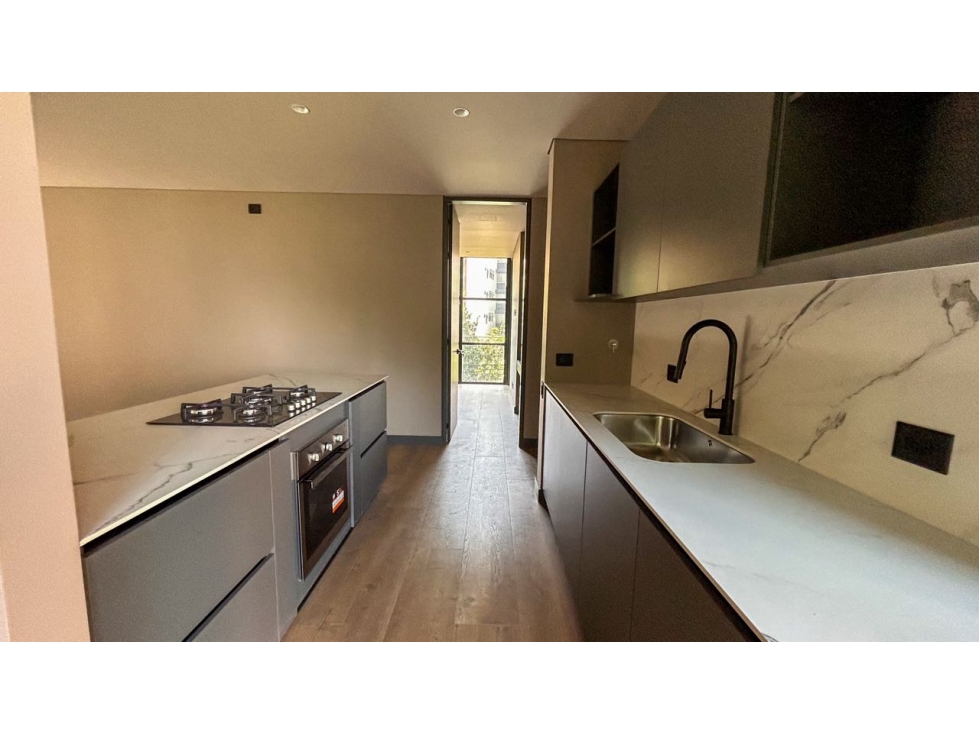 APARTAMENTO TIPO INDUSTRIAL PARA ESTRENAR EN CASTROPOL/ EL POBLADO — foto 2