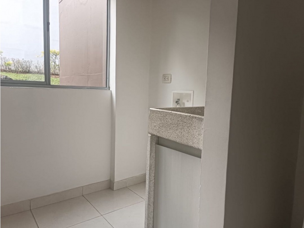 Apartamento ubicado en Envigado ~ La Cuenca parte baja — foto 3