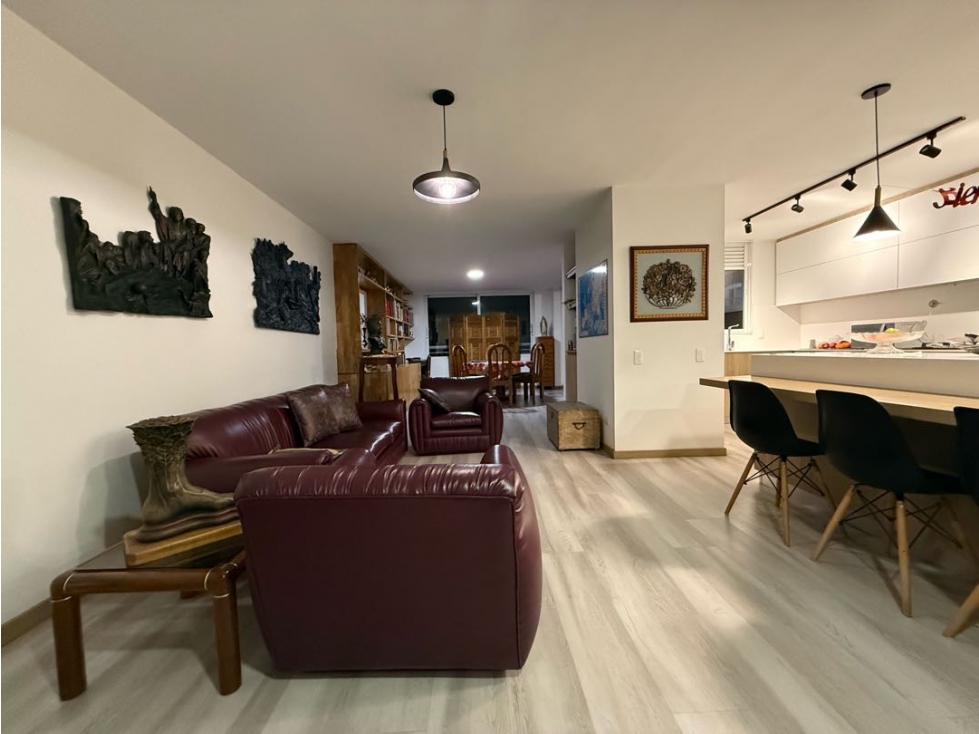 APARTAMENTO UBICADO EN LAS PALMAS CERCA DEL COUNTRY CLUB